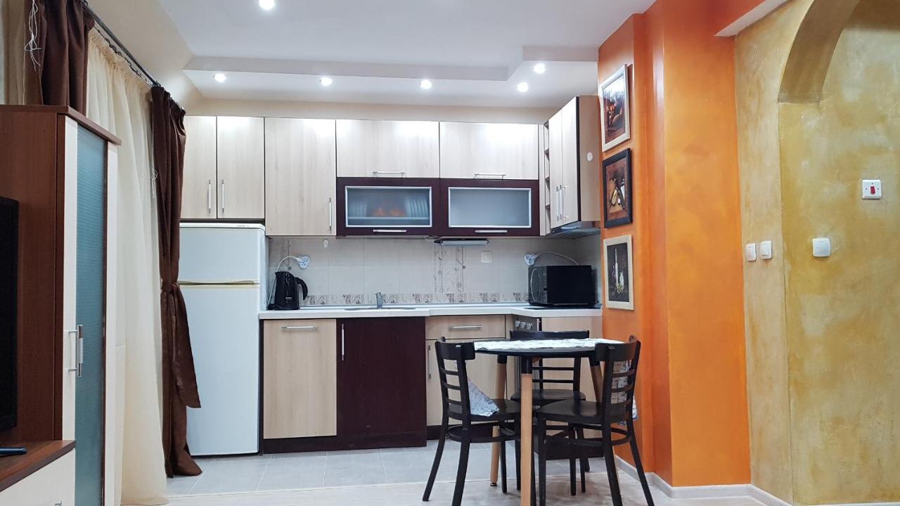 Yana Apartments Санданський Екстер'єр фото