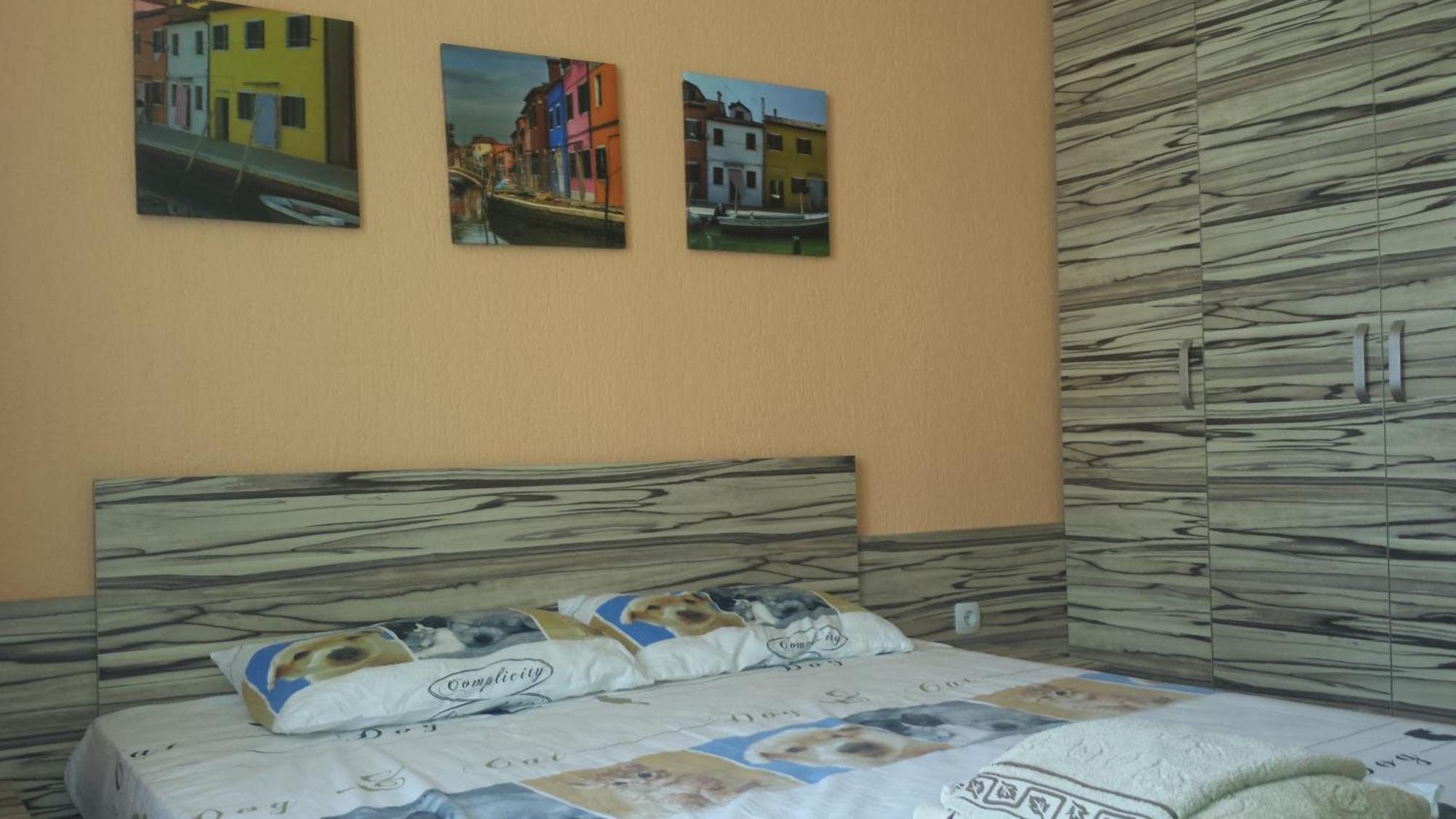 Yana Apartments Санданський Номер фото