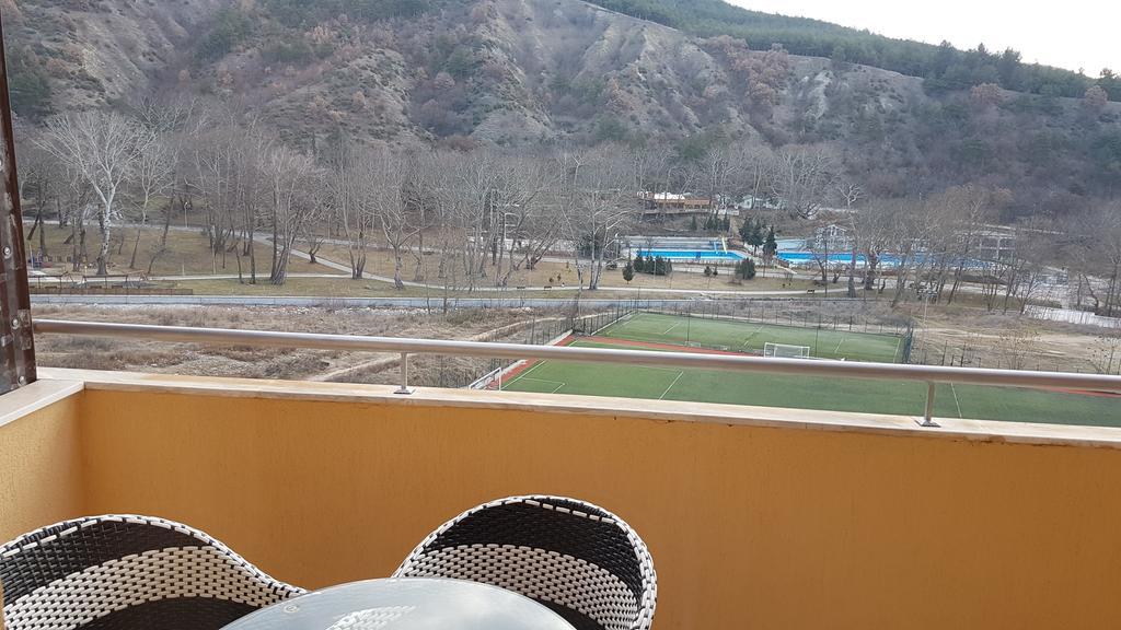 Yana Apartments Санданський Екстер'єр фото